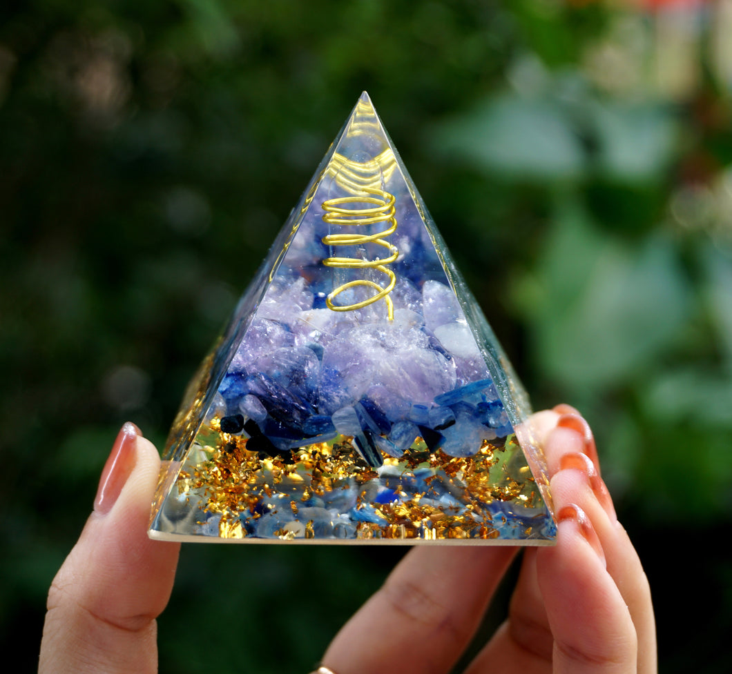 Orgonite Clear Crystal With Amethyst Kyanite Natural Stone Pyramid